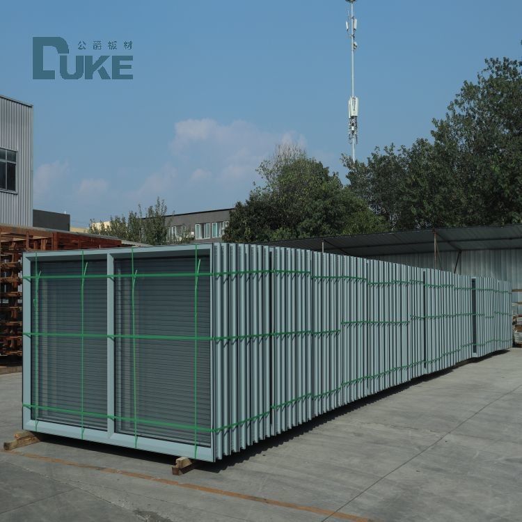 100% Jungfräuliches Gussacrylglas 5mm bis 20mm Dicke Langlebige Platte für Schallschutzwand / Lärmschutzwand im Freien